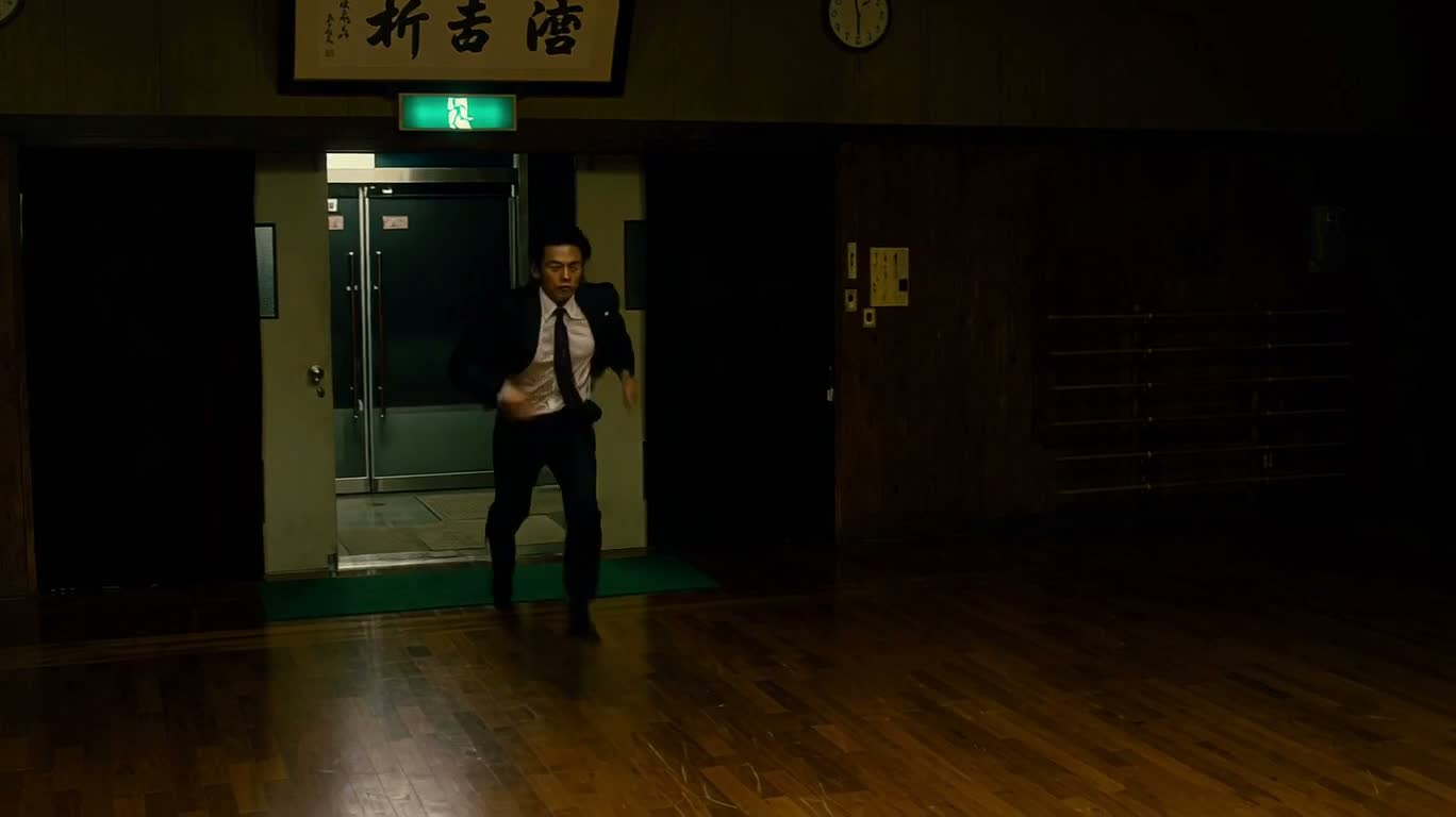 Raid sur le dojo : un homme contre tous
