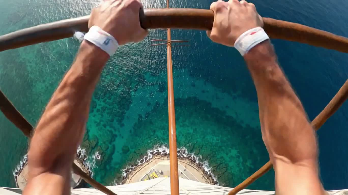 超写实摩天楼海崖跑酷 POV