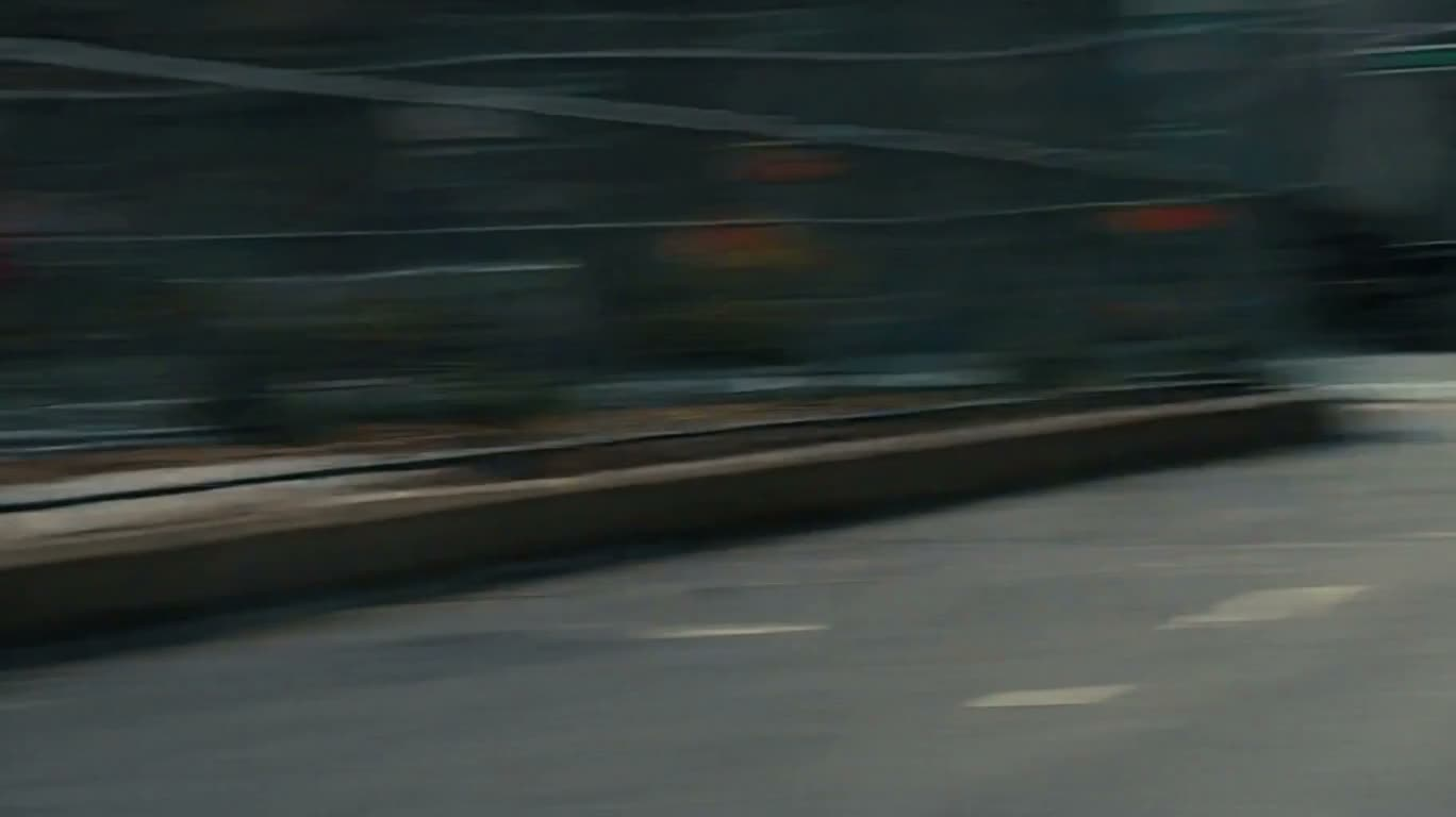 曼哈顿街头哑光黑超跑随拍