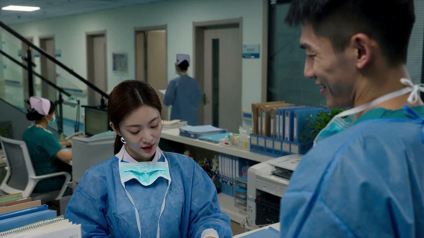 Conversation at the Hospital Nurses' Station