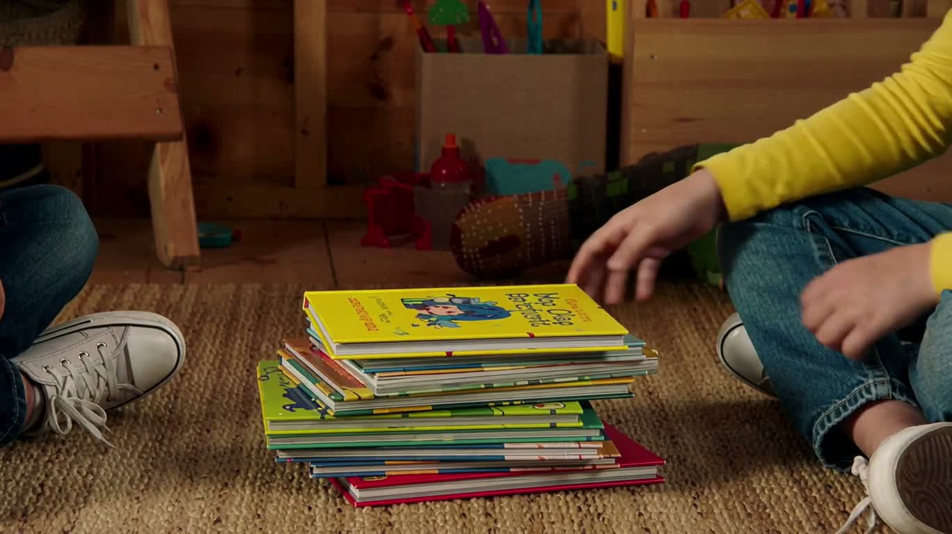 Lecture concentrée dans la cabane