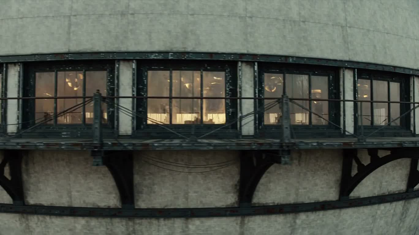 Observatoire flottant dans un ciel silencieux