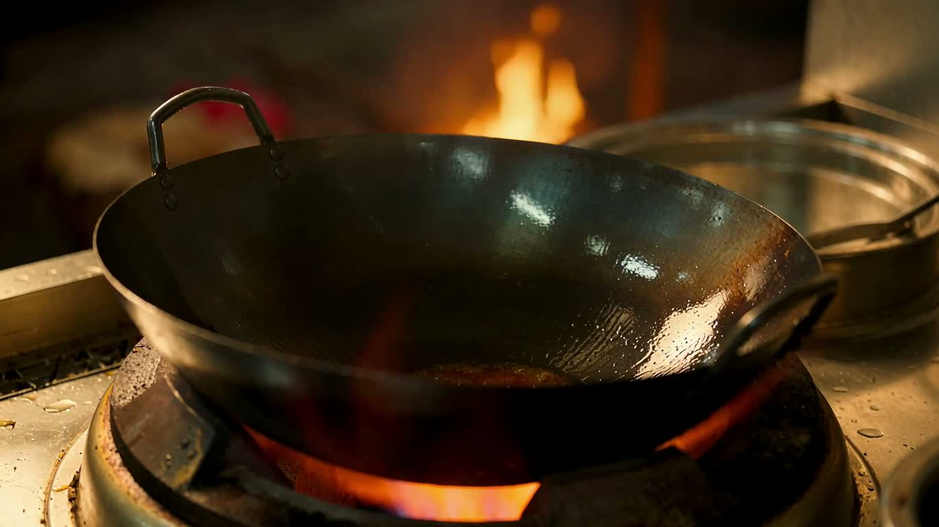 Mì xào lửa lớn