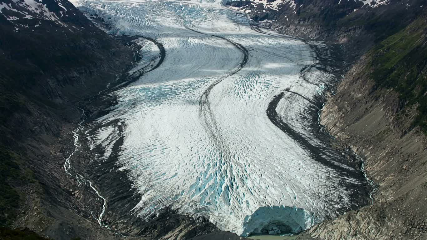 氷河の谷