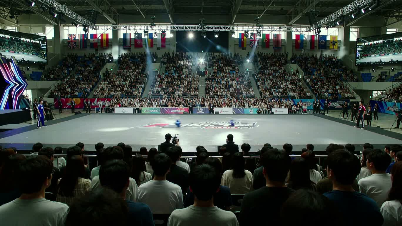 アリーナの龍鳳独楽決戦
