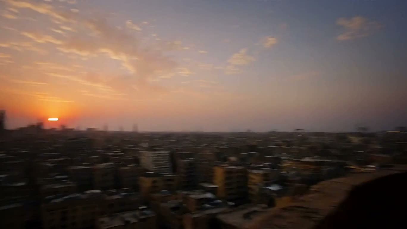 Le marché Khan el-Khalili au lever du soleil