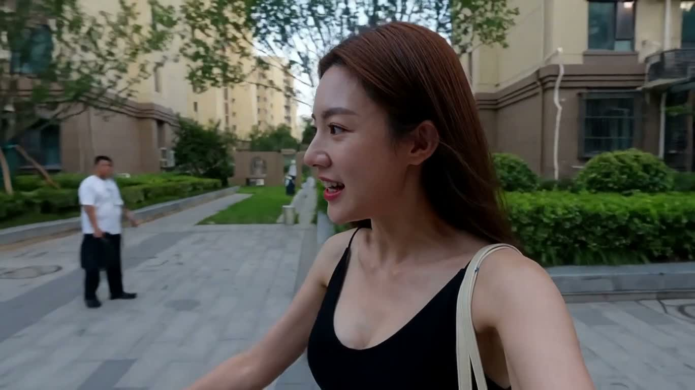 Future Everyday: A Day on the Streets of China