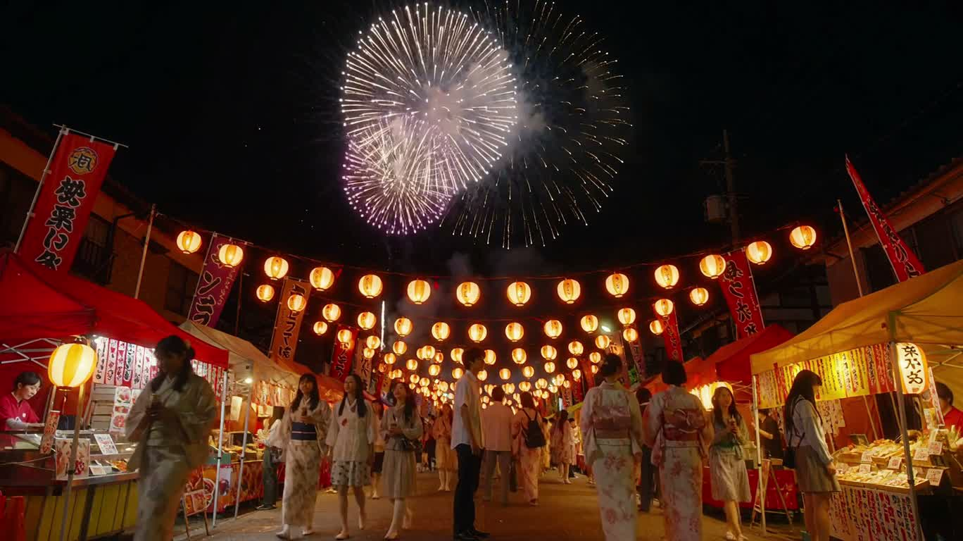 烟火下的初遇与春日重逢