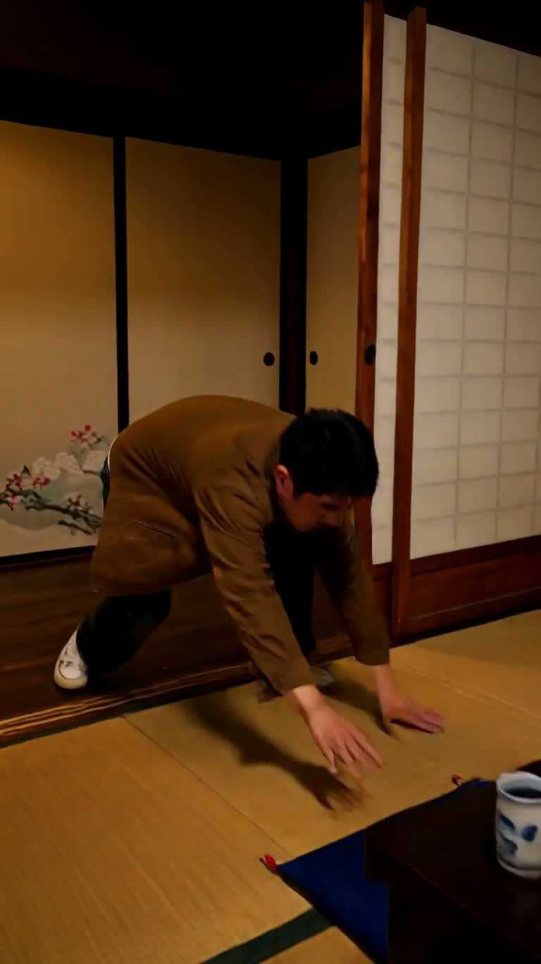 Nunchaku Battle at the Izakaya