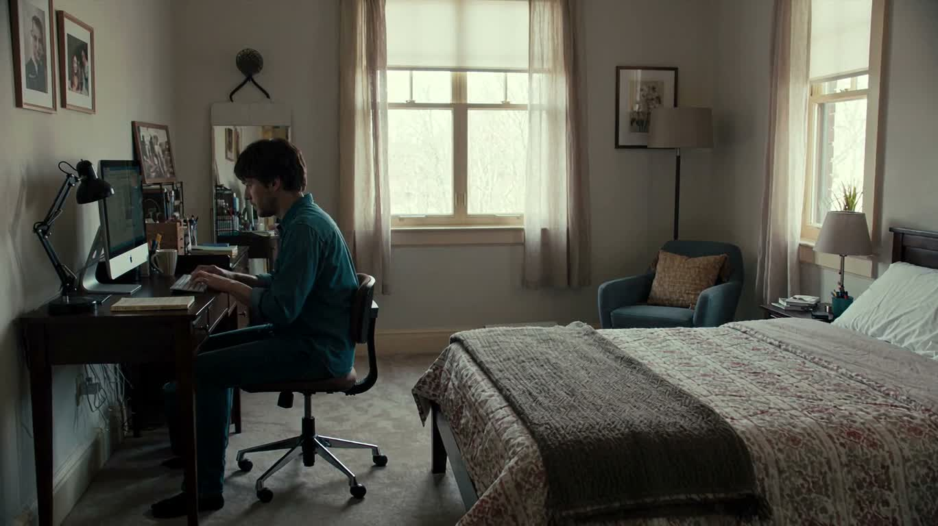 Tidying the Bed After Keyboard Work