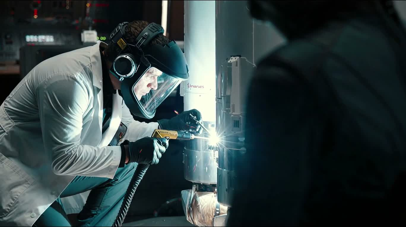 实验室中的火箭建造