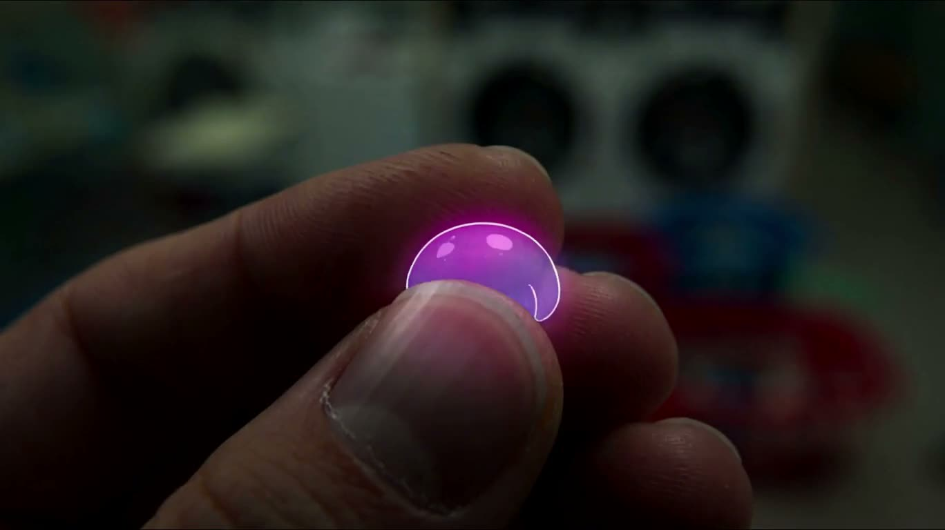 Cuộc gặp gỡ ở tiệm giặt neon