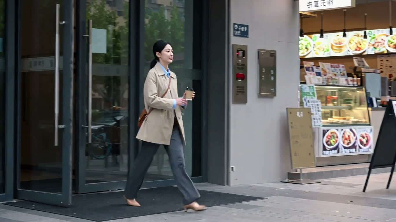 清晨街角的猫咪相遇 — AI video creation