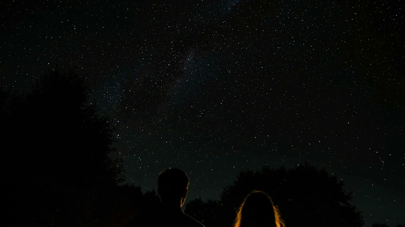 星光公园背影漫步