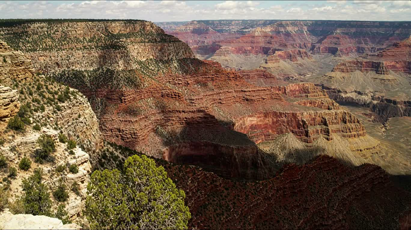 Panorama du Grand Canyon à midi