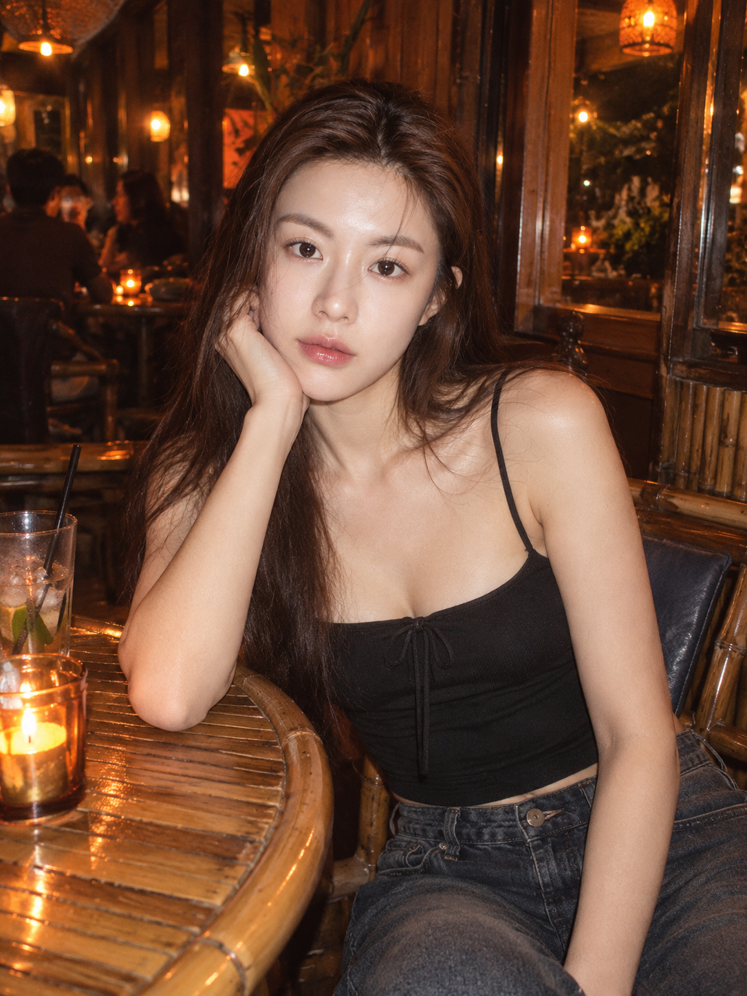 Y2K复古闪光灯下的木质酒吧成年女性肖像