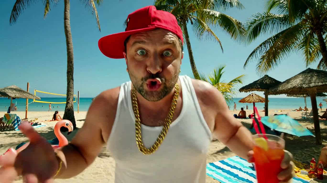 Tropical Beach Chula-Song Comedy Dance