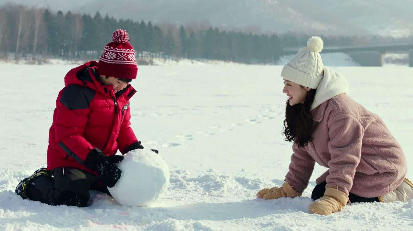 冬の雪合戦のひととき — AI video creation