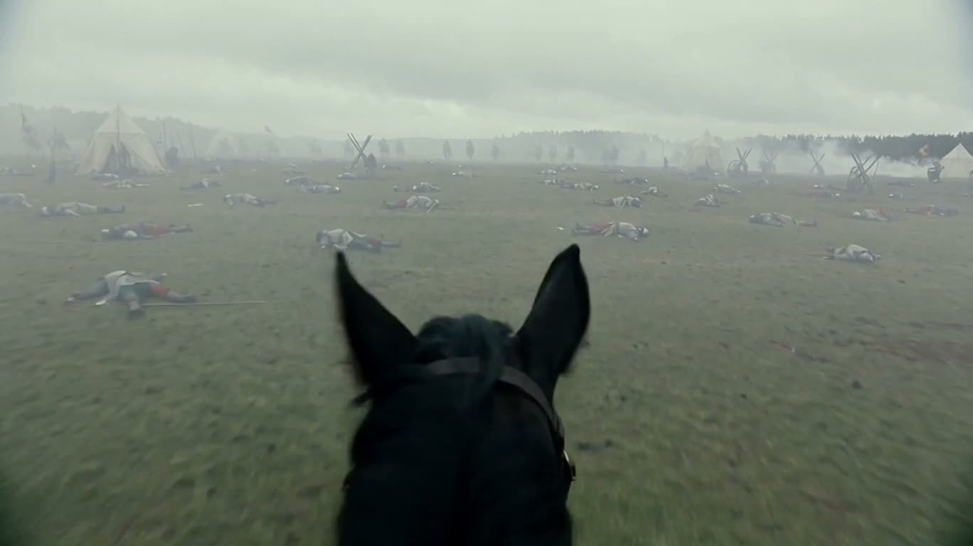 霧の戦場の騎馬突撃 — AI video creation