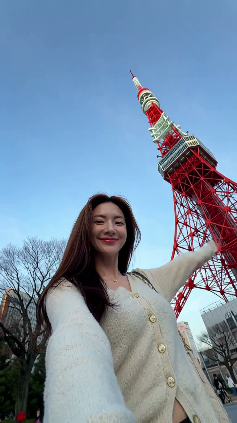 20秒东京冒险乐园旅行短片 — AI video creation
