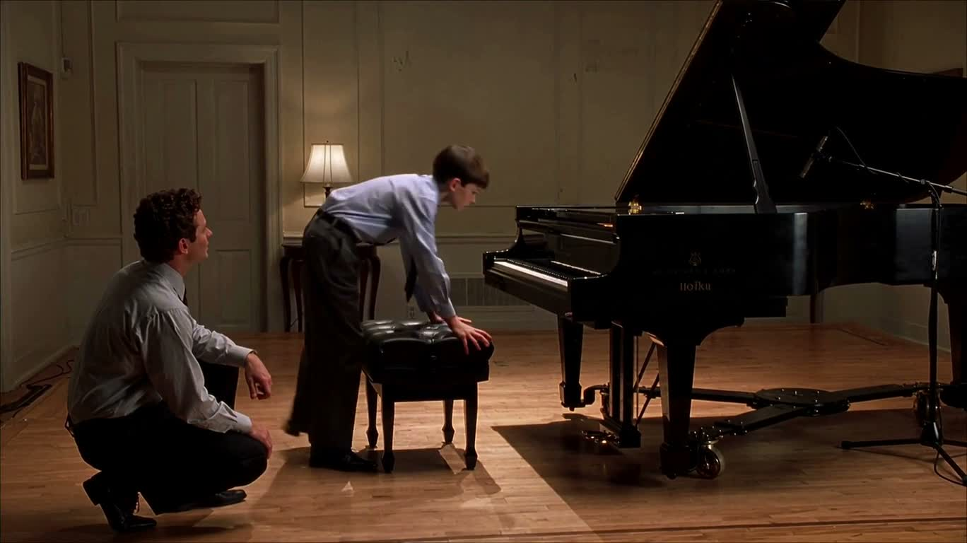 Khúc luyện tập đầu tiên của nghệ sĩ piano nhí