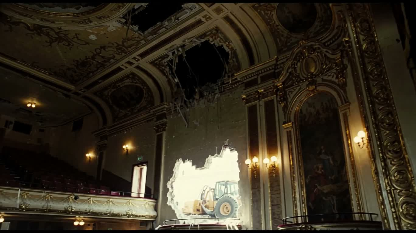 La dernière projection du cinéma en ruines