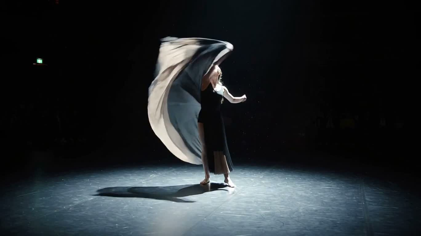 Solo Dance Under the Spotlight